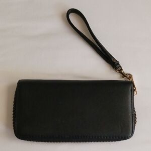 Black Wristlet Wallet